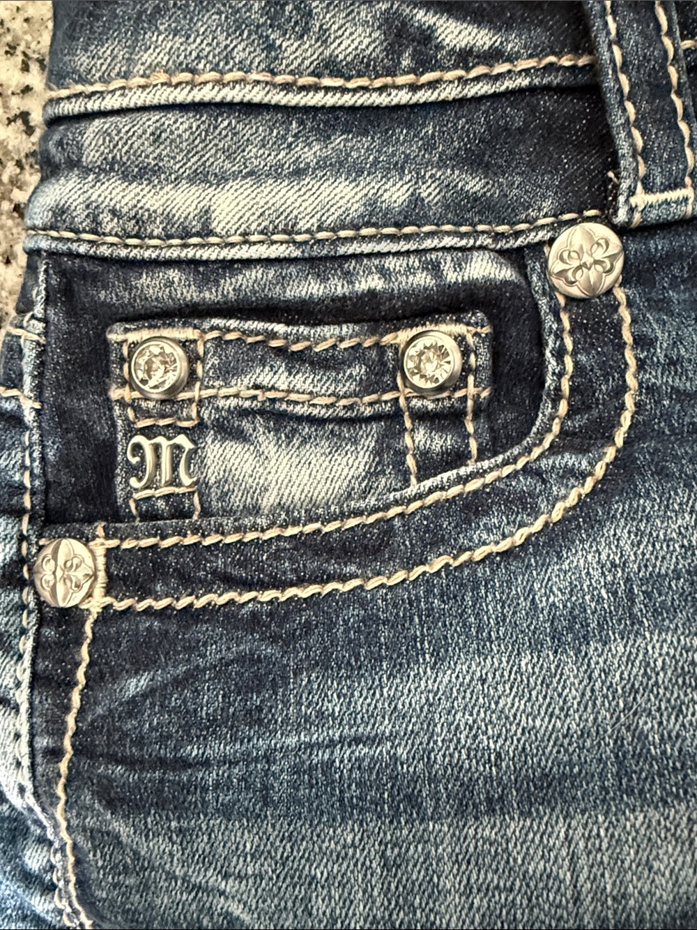 MissMe Denim Shorts in Faded Blue - Picture 4 of 7